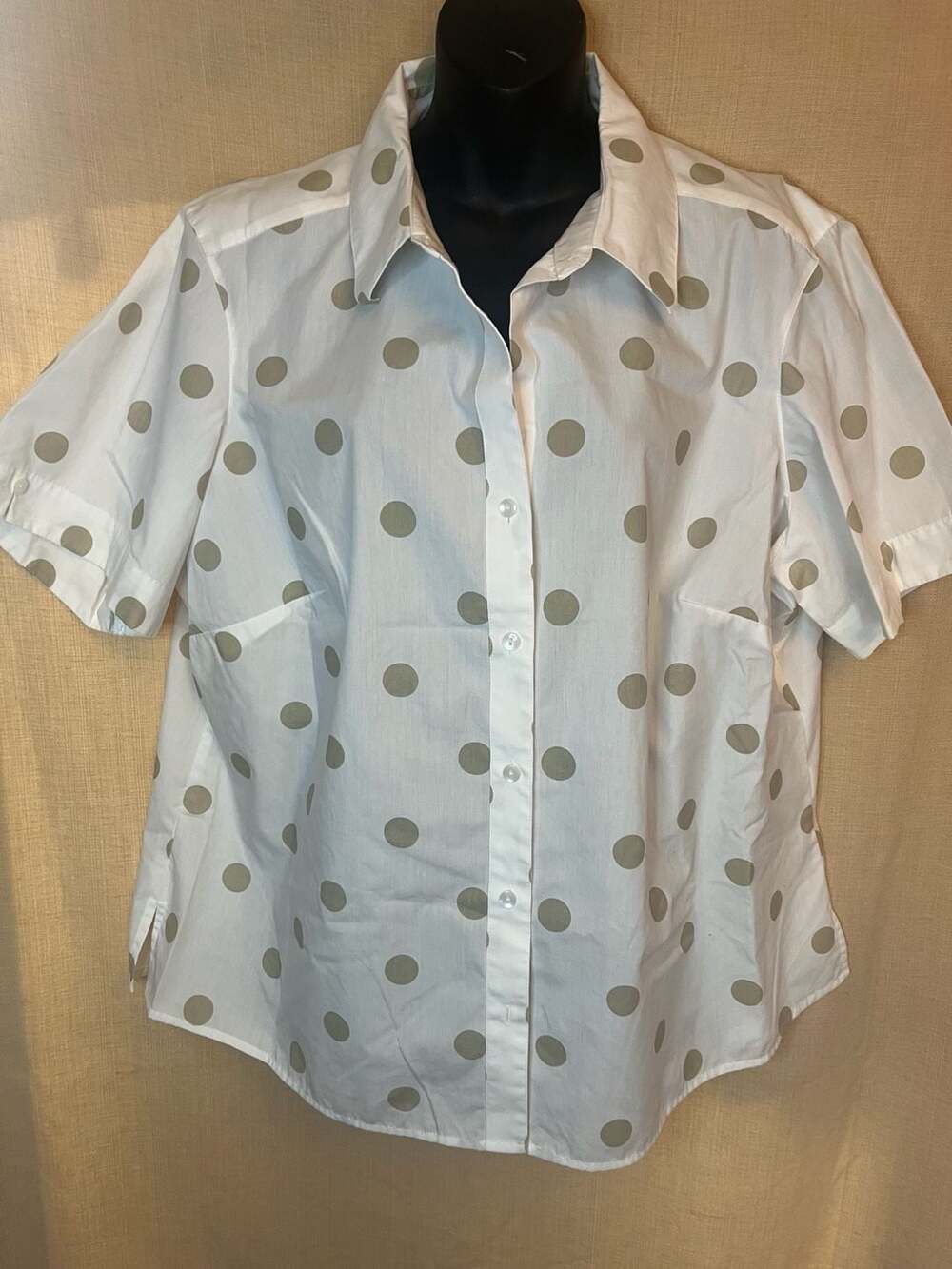 Foxcroft NYC Women's White w/Taupe Polka Dot Wrinkle Free Button Up Shirt 18W